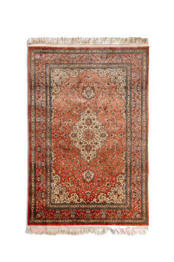 Gulāb-e-Qom | گلابِ قم